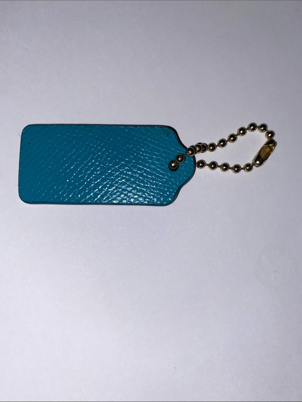 Vintage Coach Teal Blue Pebbled Leather Hang Tag with Gold Chain 2” X 1” - Picture 3 of 4
